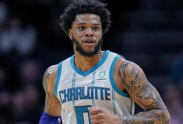 勒沃库森总监：第二轮就算赢了不莱梅，我们一样会解雇滕哈赫（勒沃库森高层：就算次轮拿下不莱梅，我们也仍会解雇滕哈赫）