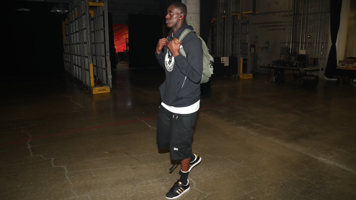 贝蒂斯球员：赛季开始前说这种情况不会判点球，现在却判了（贝蒂斯球员不满：赛季前称此类情况不判点，如今却判了）