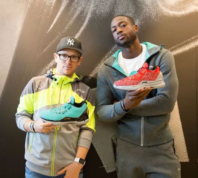 巴萨小将亚马尔父亲在贝蒂斯球迷区庆祝被带离（巴萨新星亚马尔之父在贝蒂斯球迷区庆祝后被带离）